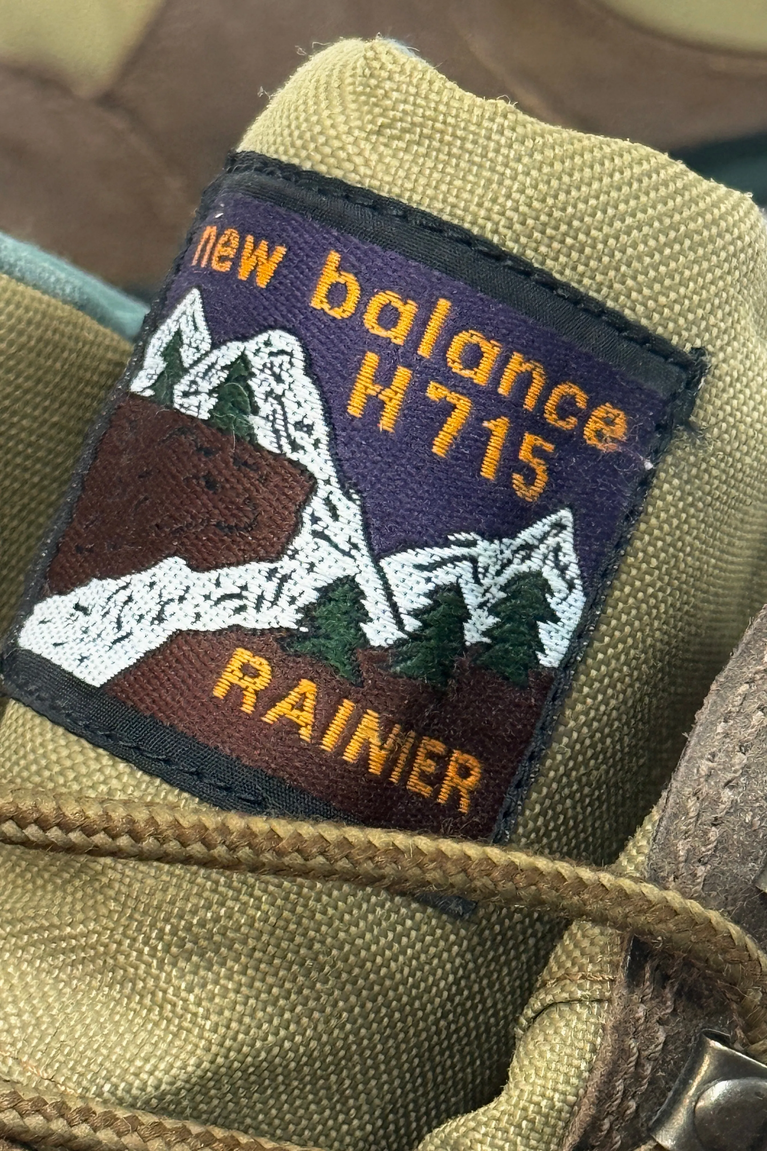 1990’S NEW BALANCE H715 RAINIER LEATHER HIKING BOOTS 16