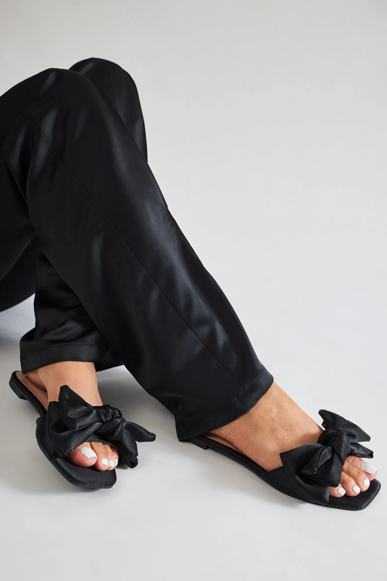 Arabella Flat Sandals - Black