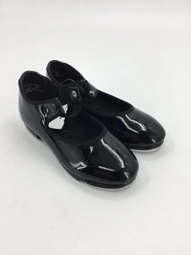 Capezio Child Size 10 Black Sport/Dance Shoes