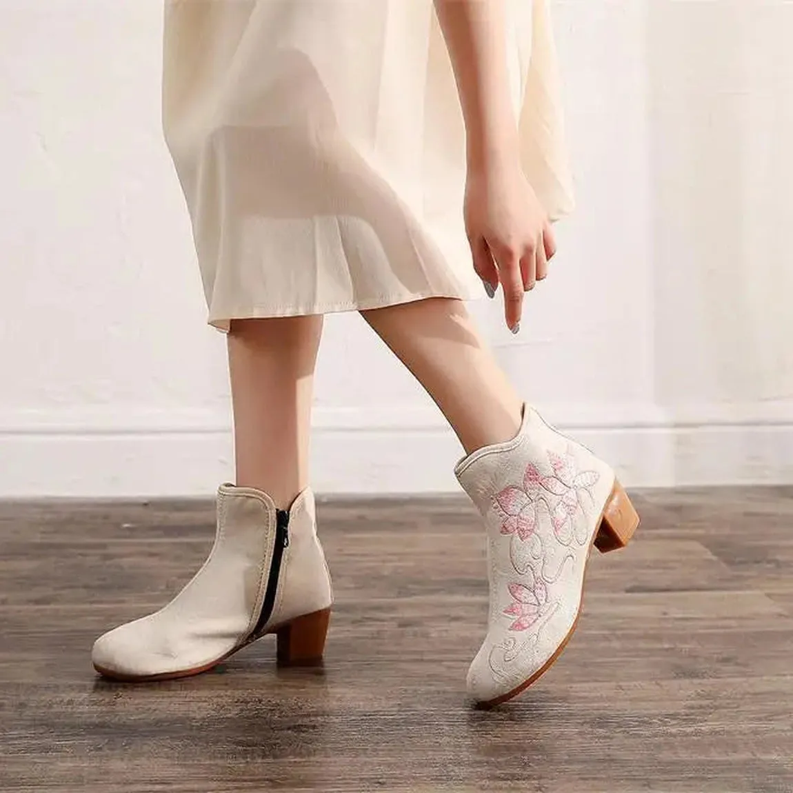 Merendy Abeer Round toe block heel floral white embroidered boots ankle