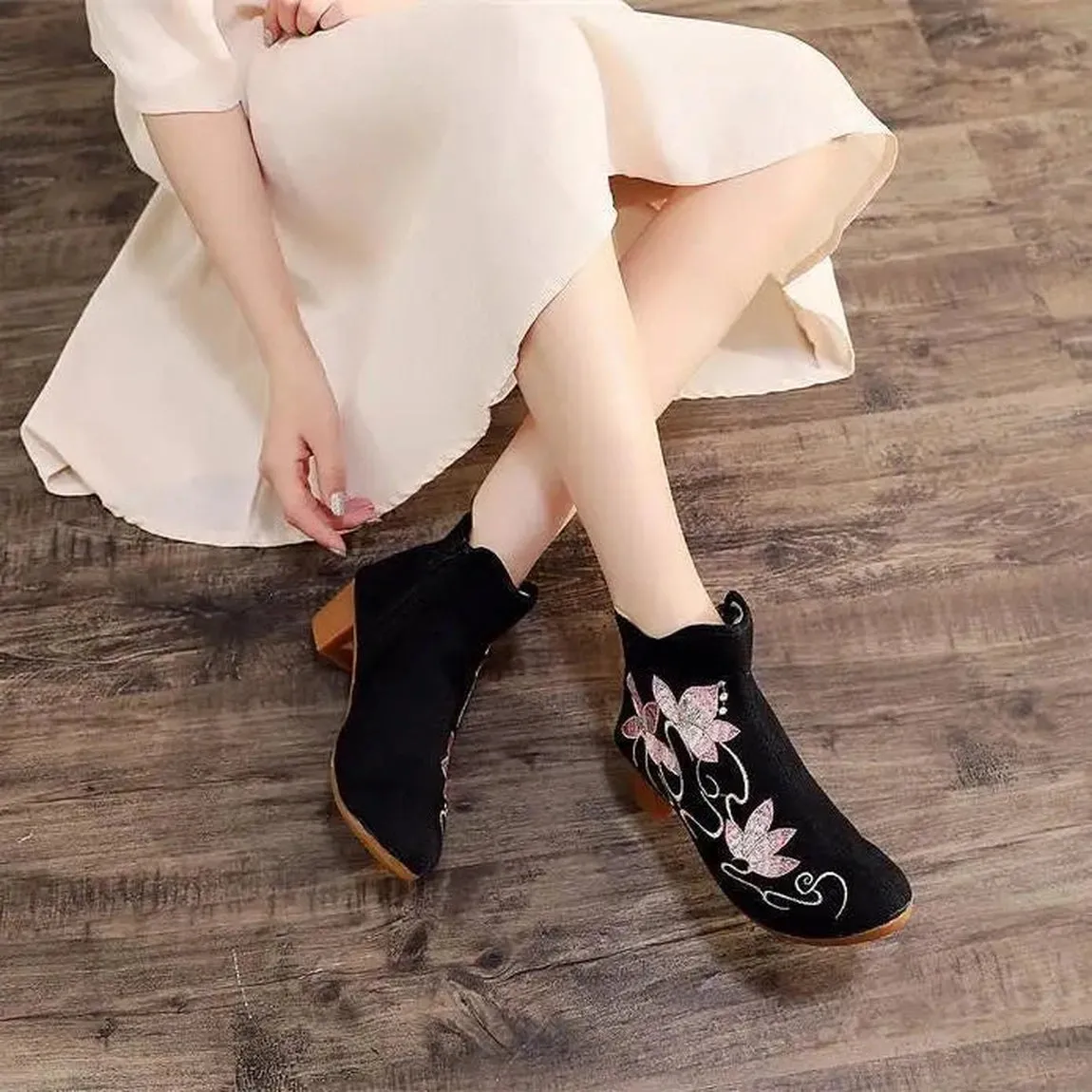 Merendy Abeer Round toe block heel floral white embroidered boots ankle
