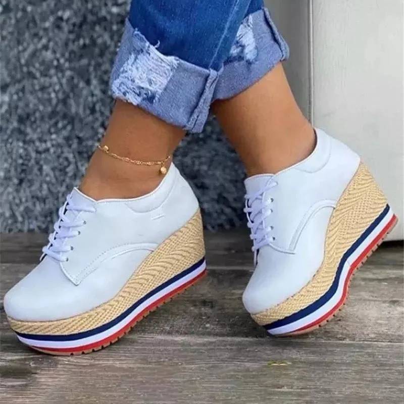 "Ernestine" Bequemer Plateau-Sneaker