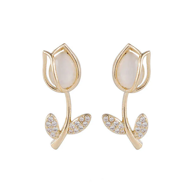 Rendy 18k Gold Plated Marble Finished Flower Shape Stud Earrings with Rhinestone Studded Stem: Stylish and Elegant Jewelry for Any Occasion