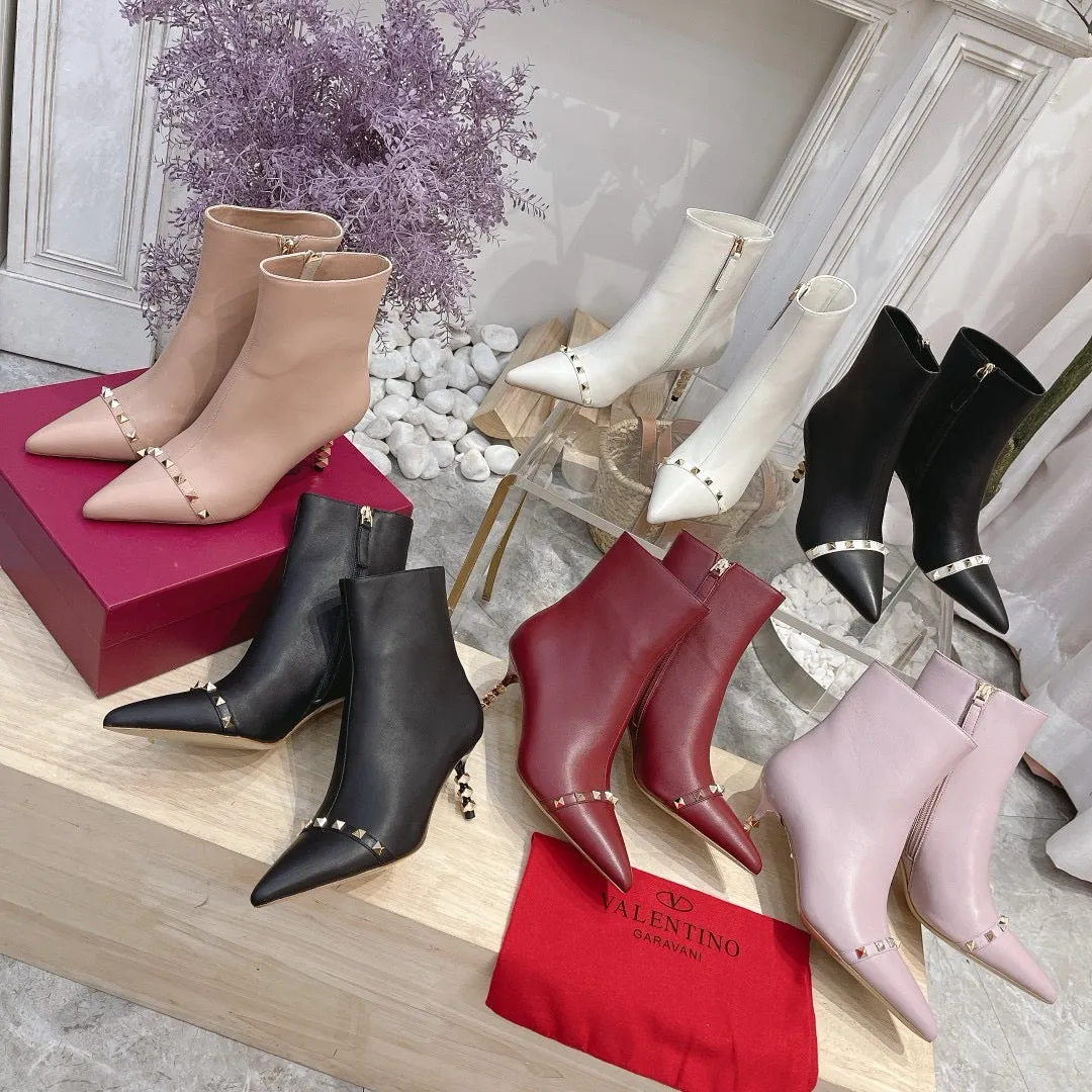 SE1469 V Rockstud Grainy Calfskin Ankle Boot 65mm/ Size5-10