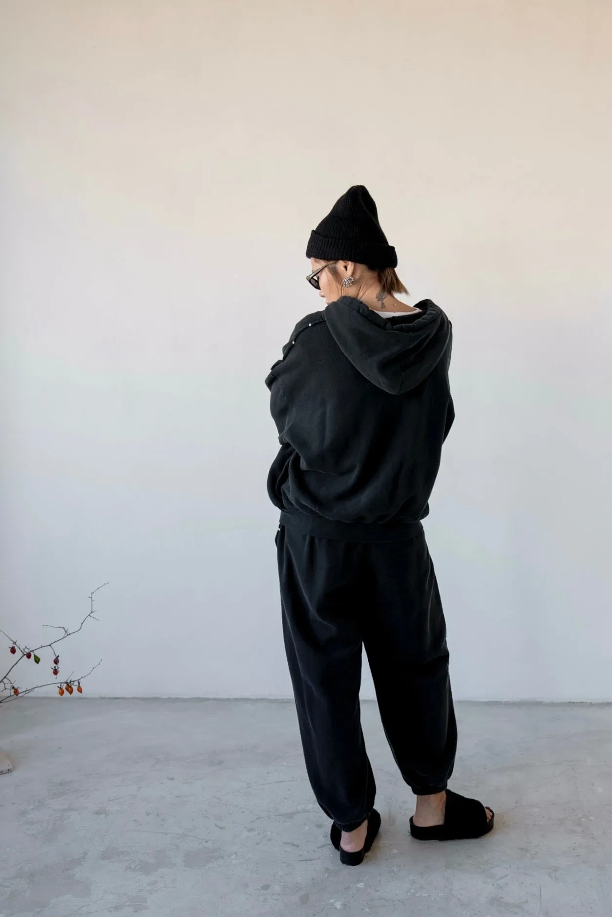 WASHED BLACK STUDDED STARS TRACK PANTS 🌟BEST BUY🌟
