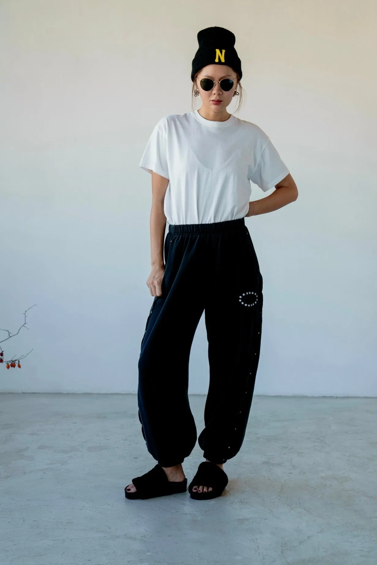 WASHED BLACK STUDDED STARS TRACK PANTS 🌟BEST BUY🌟